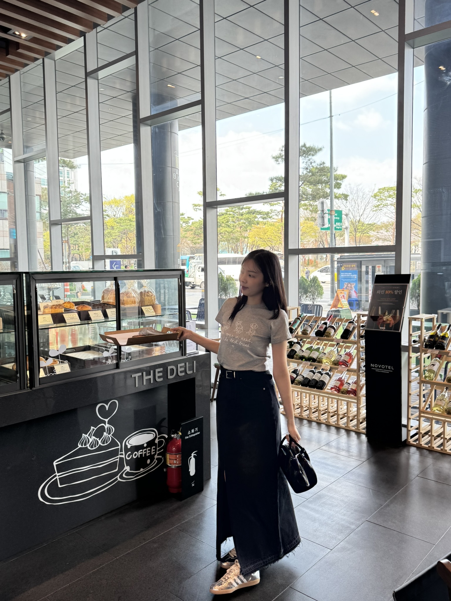 L05 前開衩牛仔長裙 SML (淺藍/黑灰）