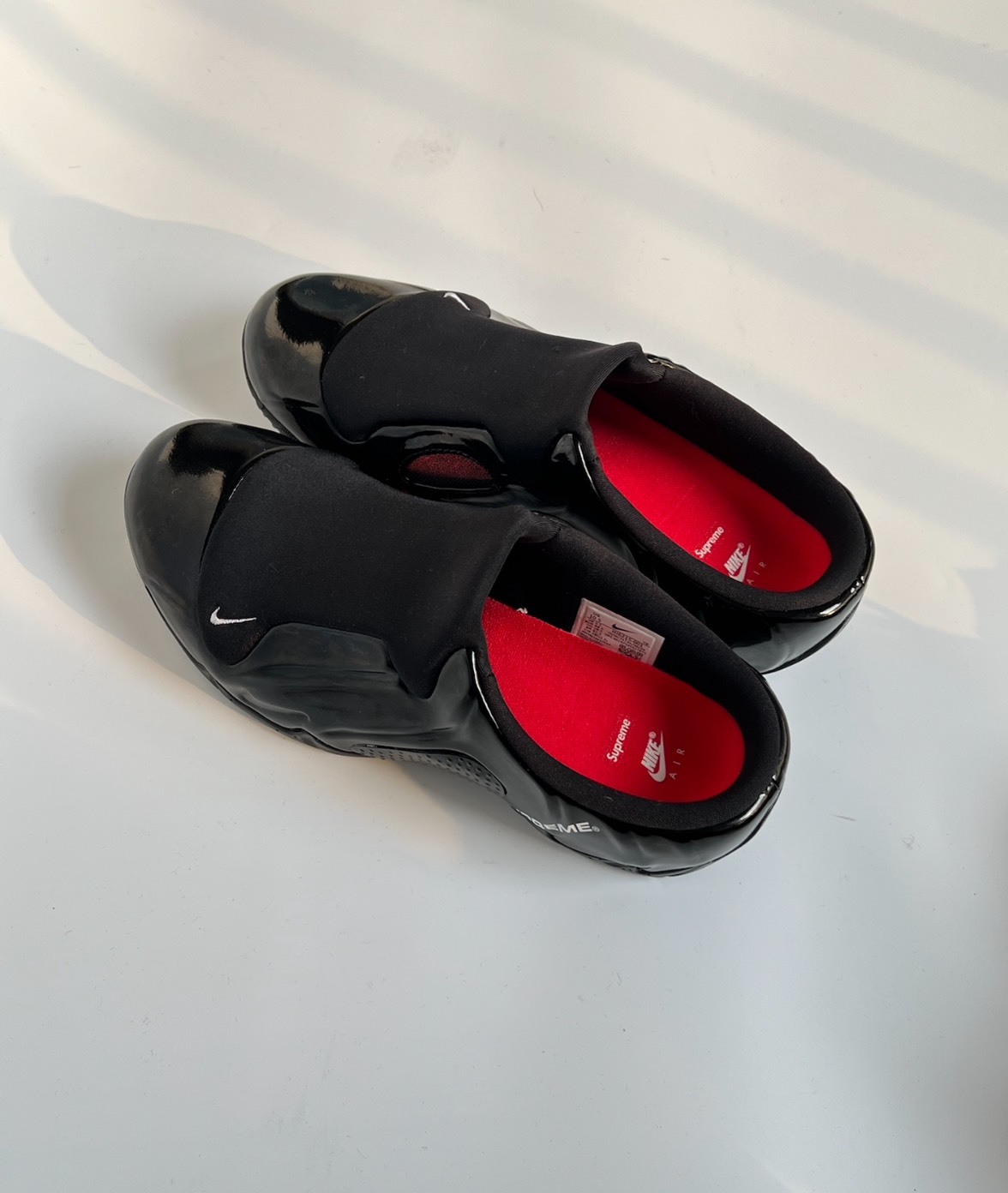 Supreme x Nike Clogposite 聯名拖鞋｜機能潮流終極形態