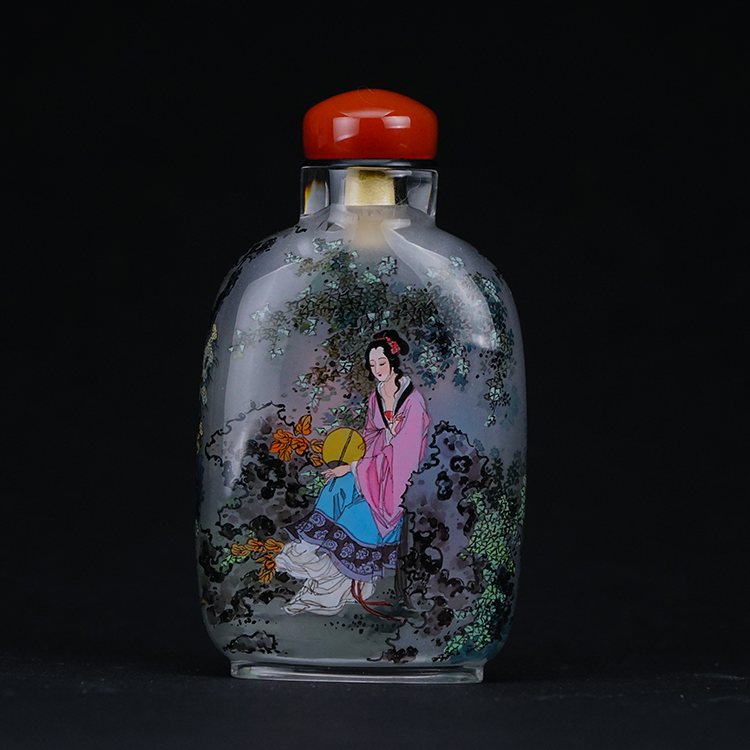 鹿港窯典藏級內畫工藝|仕女遊園鼻煙壺 仕女漫步園林展現悠然逸趣