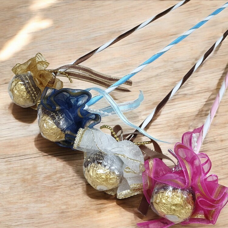 混色單枝金莎花,單支金莎花,單支金莎花束,單支金莎花棒,Single branch of Ferrero Rocher bouquet