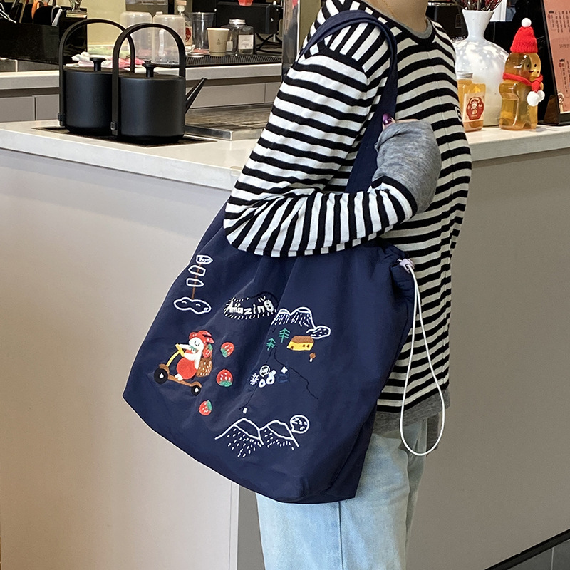 《04132》兔子溜滑板車深深藍色肩背購物包