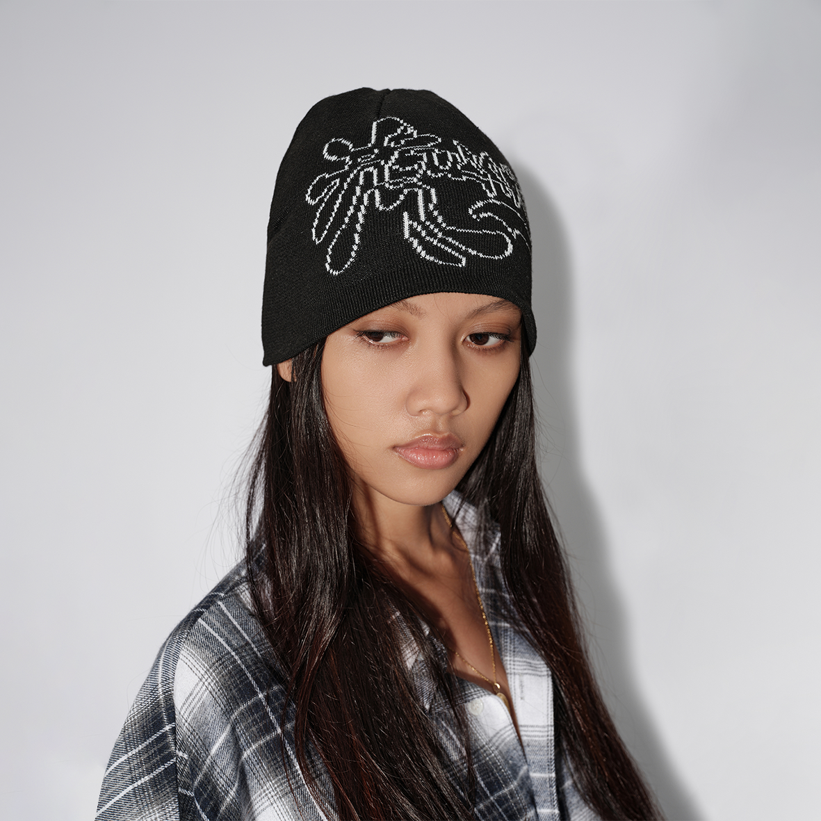 LUSIVE｜塗鴉 LOGO 毛帽 Graffiti Logo Beanie (黑色)