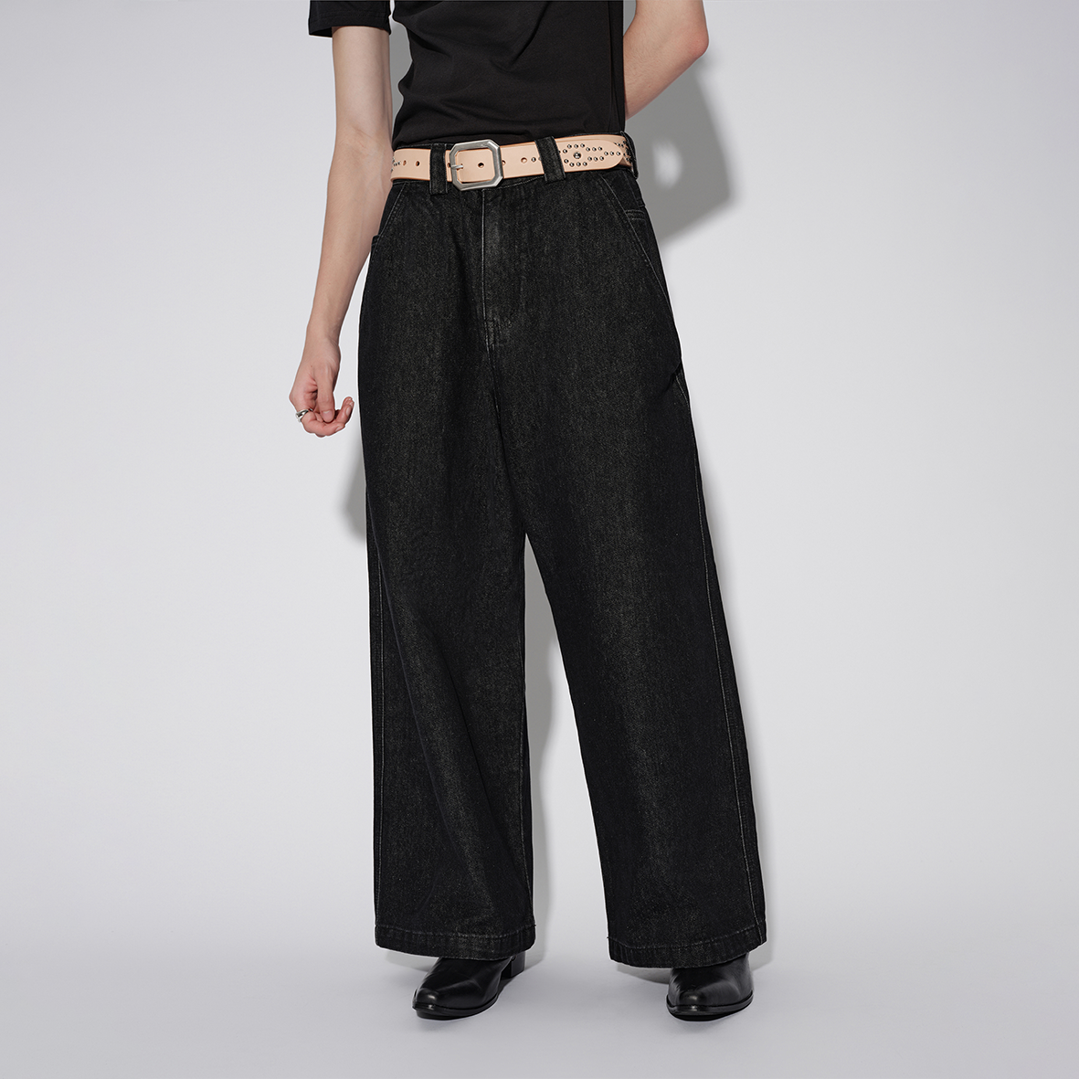 LUSIVE｜寬大牛仔褲 Baggy Jeans (黑色)