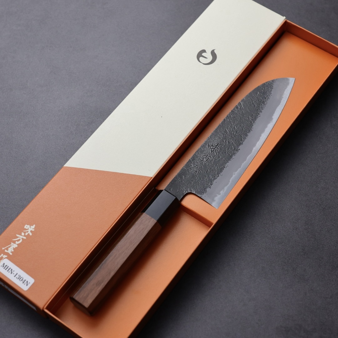 日野浦刃物 味方屋 三德 165mm 白紙鋼 黑打梨地