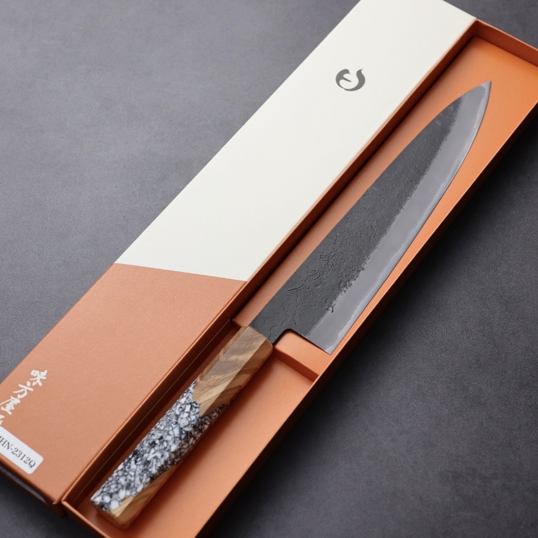 日野浦刃物 味方屋 牛刀 240mm 白紙鋼 黑打梨地