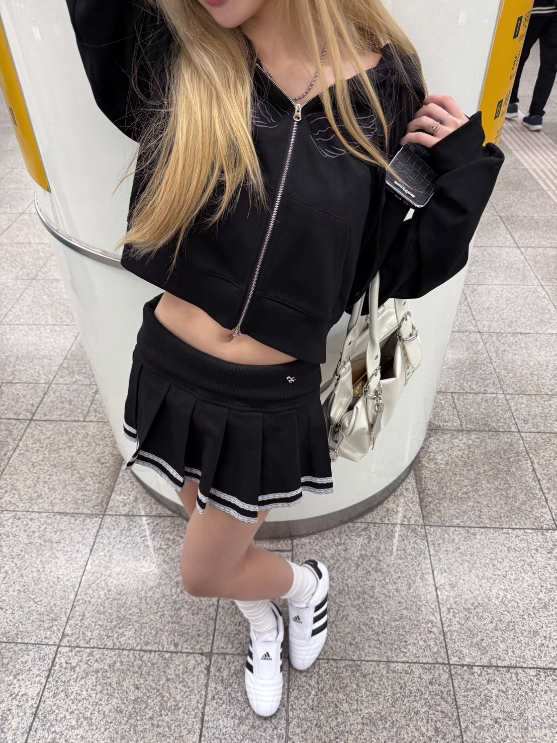 現貨! 9.amez project   Megan lace pleated skirts 蕾絲反折百褶裙(black)