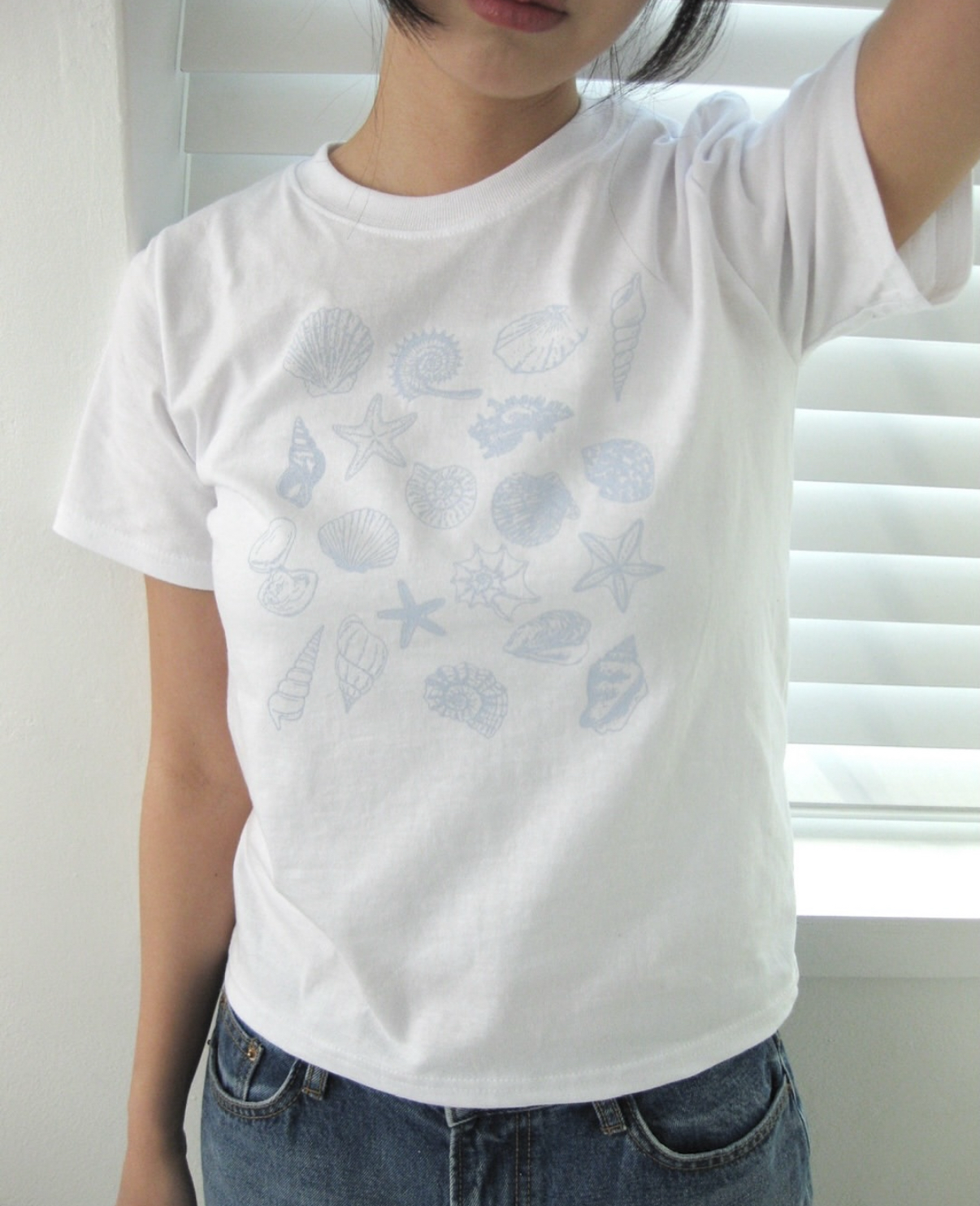 KR SEASHELLS CROP TSHIRT (3 COLORS)