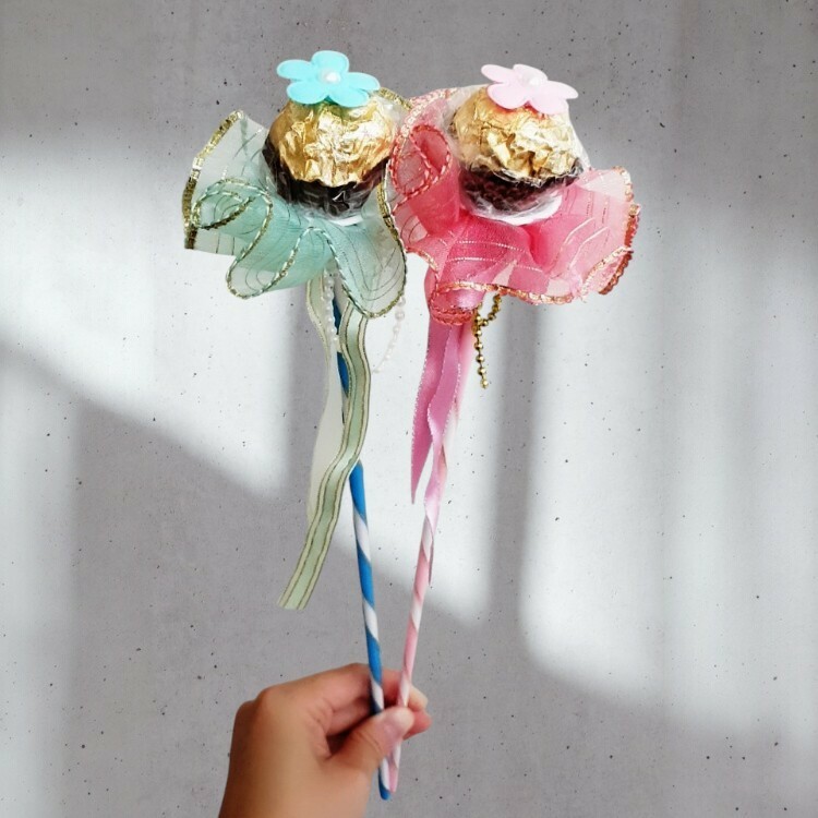 春天花辦珍珠金莎花,單支金莎花束,單枝金莎花,單支金莎花,Spring flower arrangement pearl ferrero chocolate flower, single ferrero bouquet