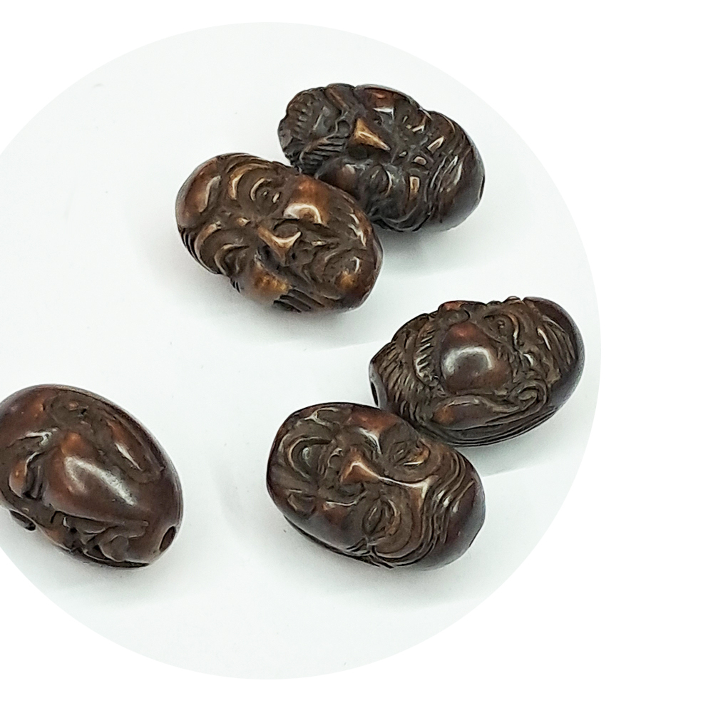 羅漢 鐵刀木雕2.1*1.3公分  1個【十方】141666