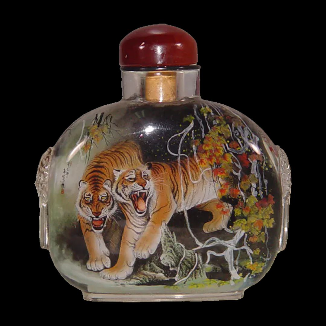 四虎圖鼻煙壺 威猛四虎象徵力量權威與百邪不侵