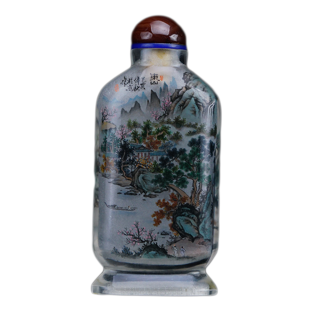 東山山水鼻煙壺 詩意東山描繪自然勝景與隱逸之美