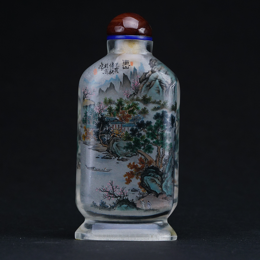 東山山水鼻煙壺 詩意東山描繪自然勝景與隱逸之美