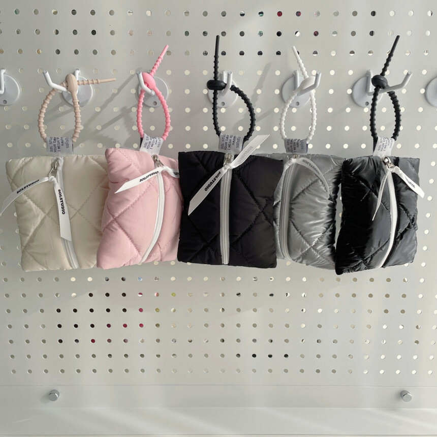 《5867》INS金屬風零錢/化妝/耳機包