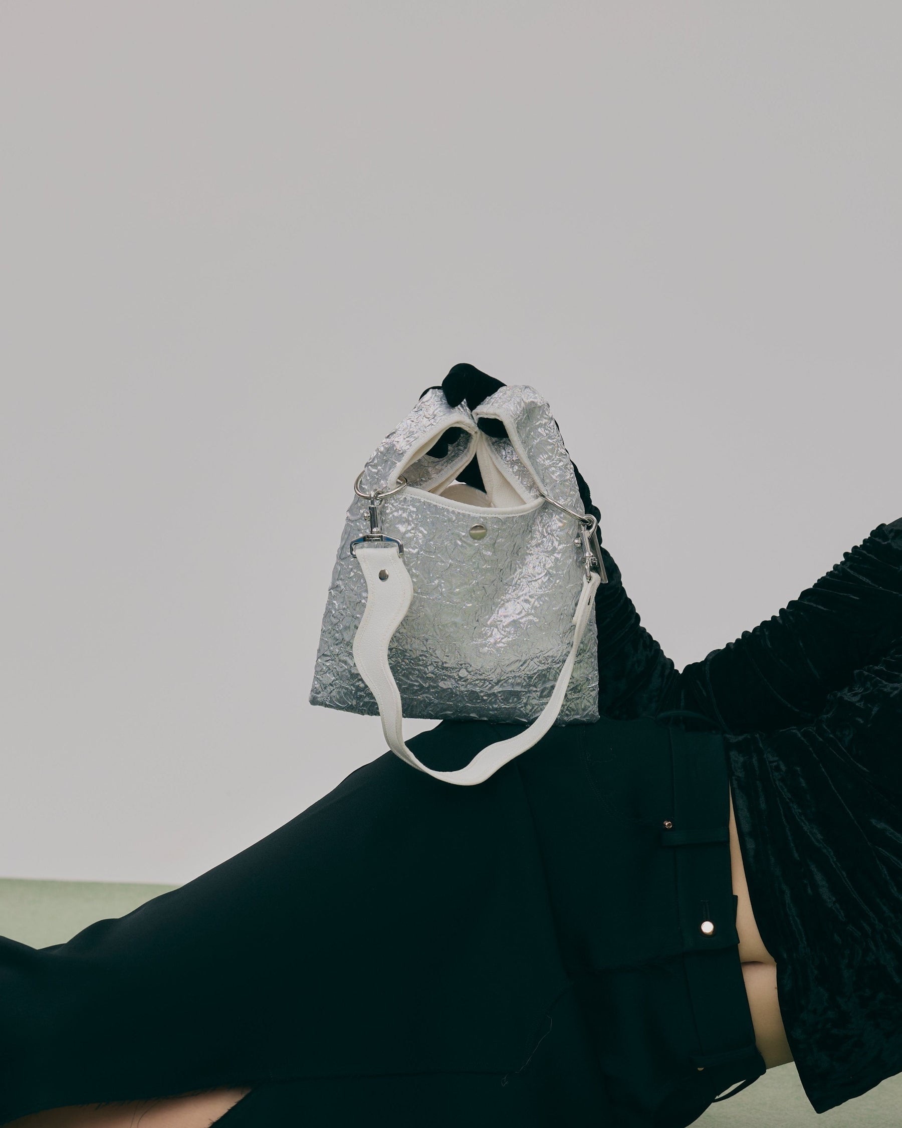 Nori 波浪手提肩背包 小款 銀色款