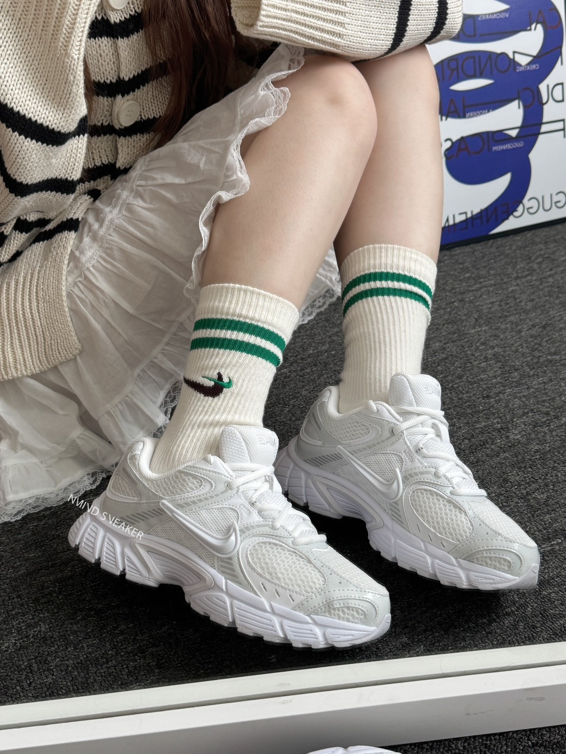 <快速出貨> NIKE V5 RNR 極光白