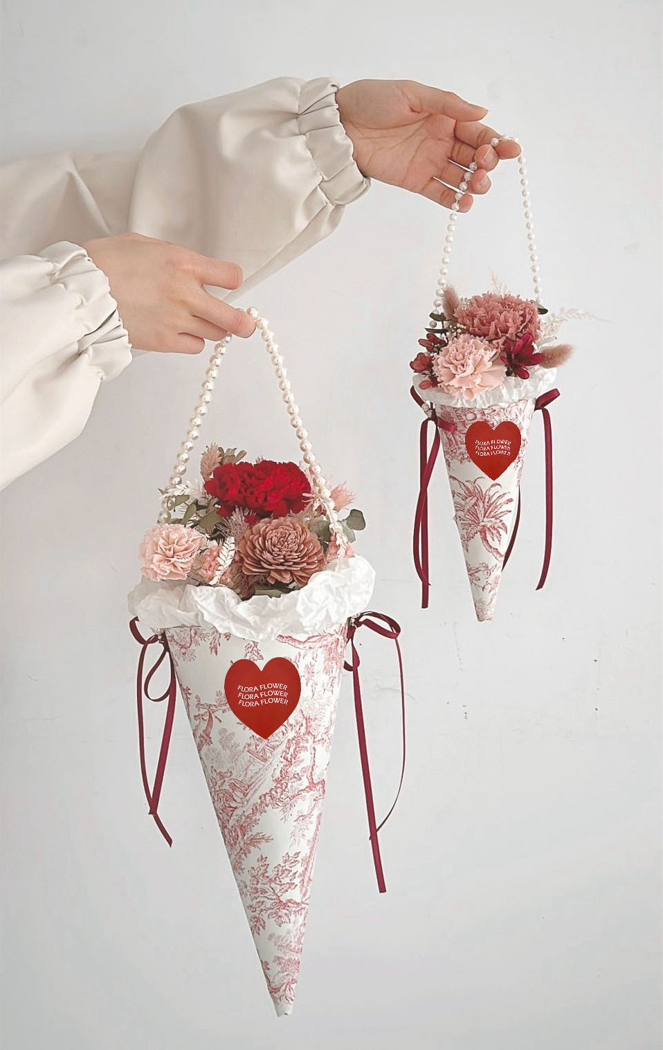 永生康乃馨甜筒花束(M/L)