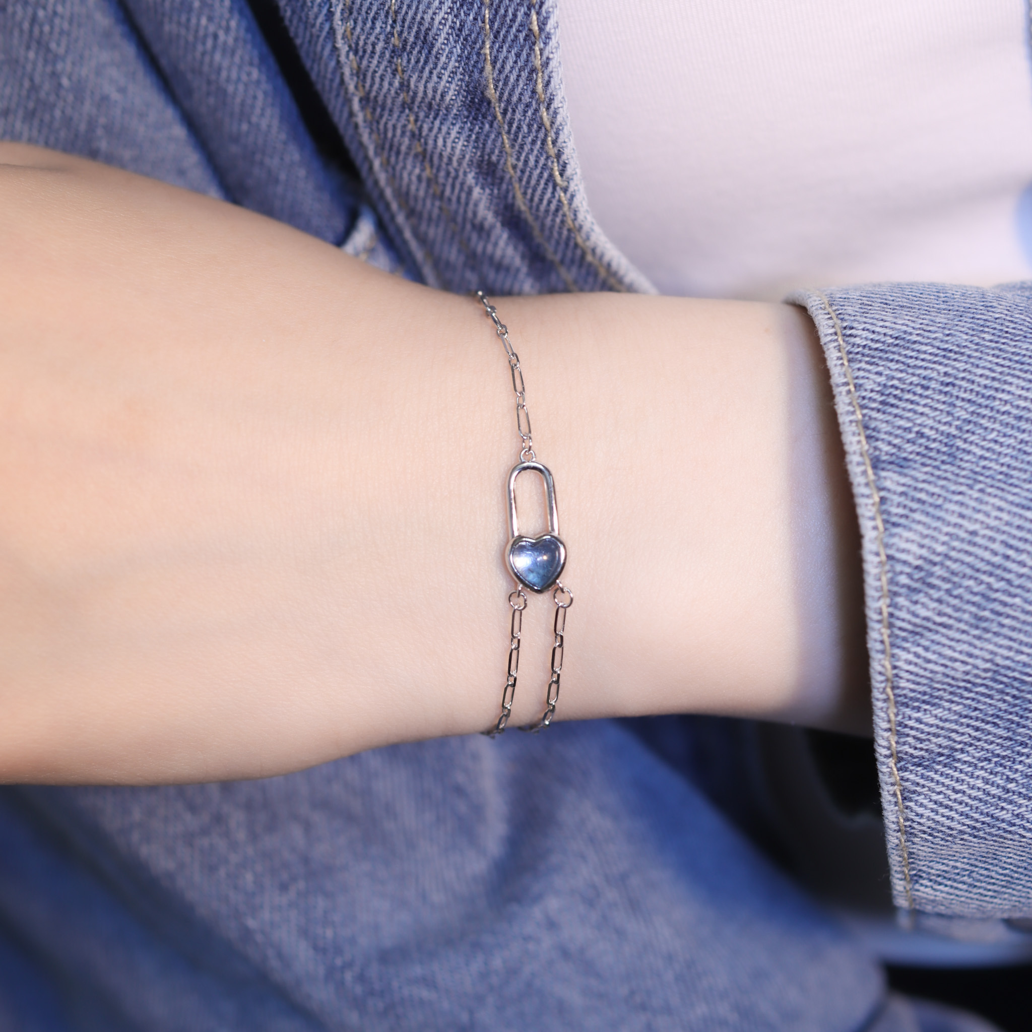 | 925純銀・厚鍍白金・琉璃  | 為你定心手鏈 | BR1304 |