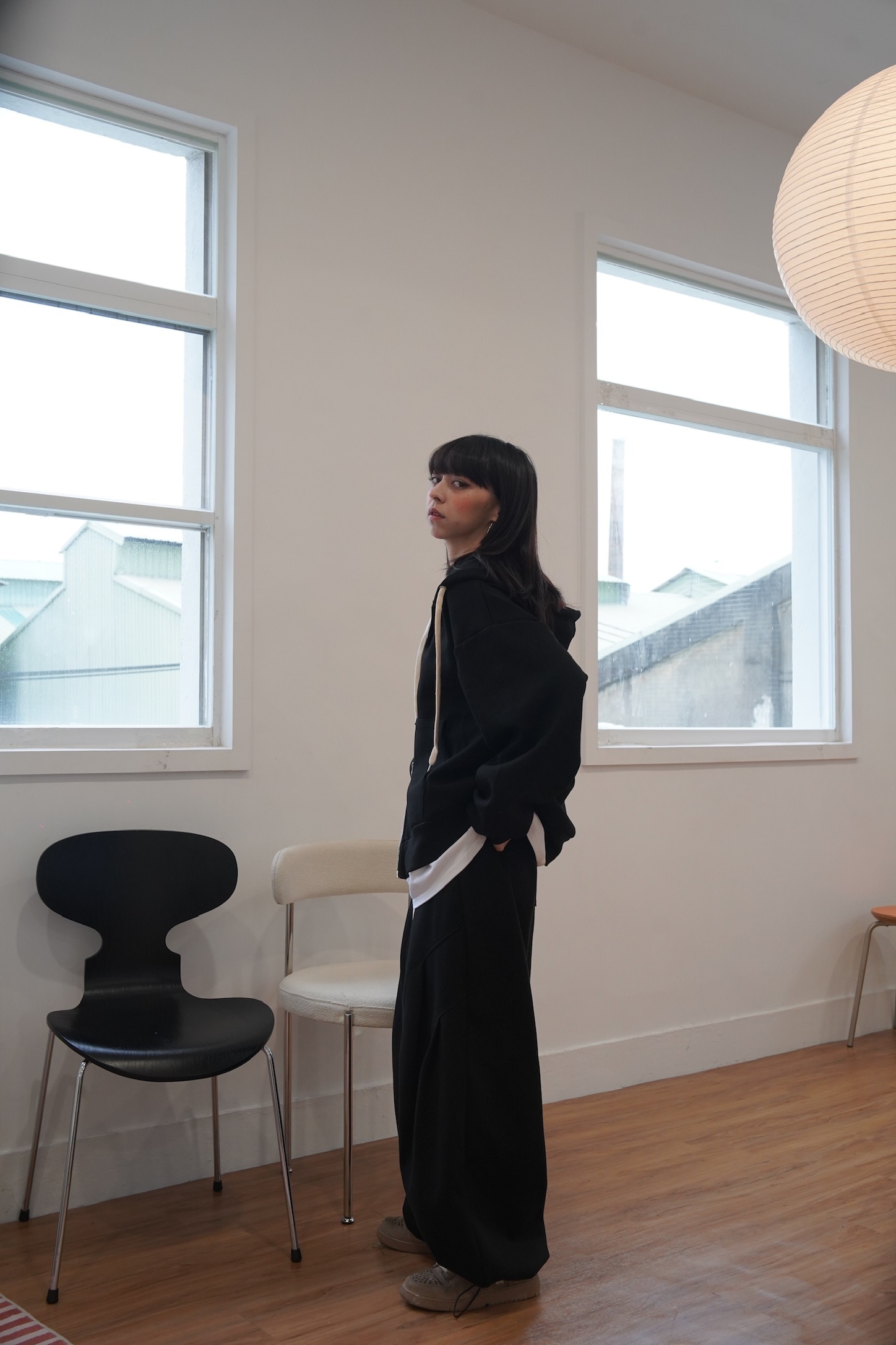 簡約廓形拉鍊連帽外套 黑