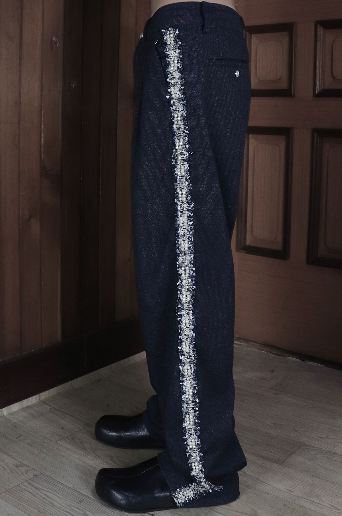 montravailpersonnel side pearl lace pants