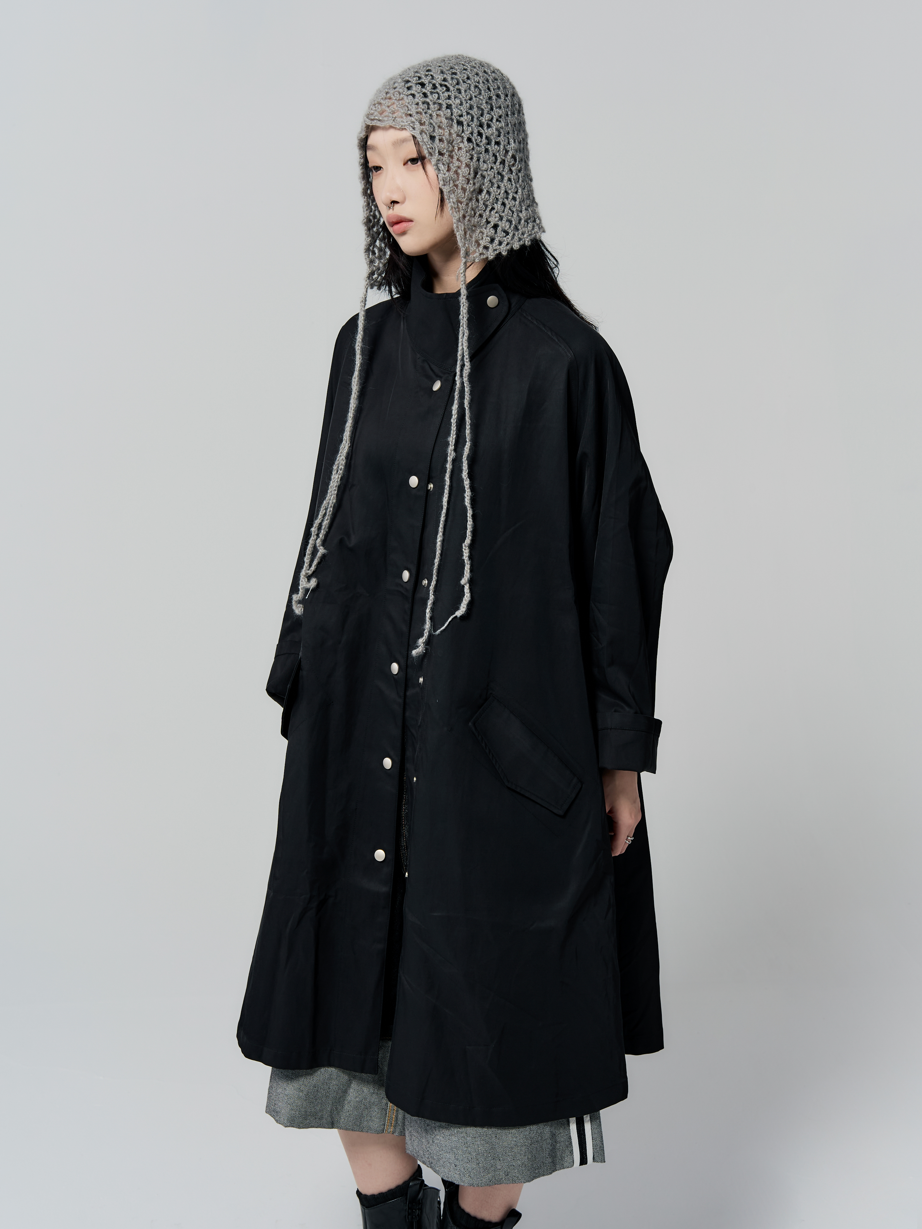 側領廓形風衣外套-黑