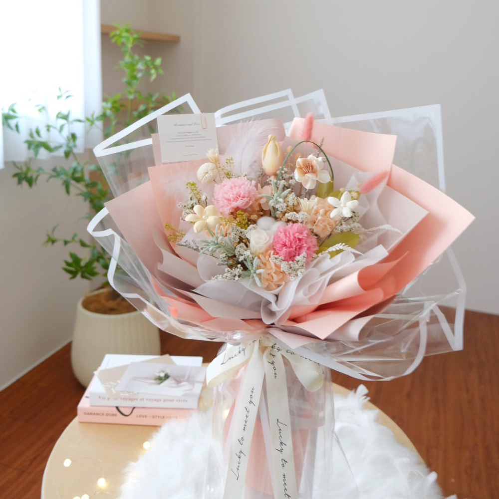 甜粉花園 / 康乃馨永生花束