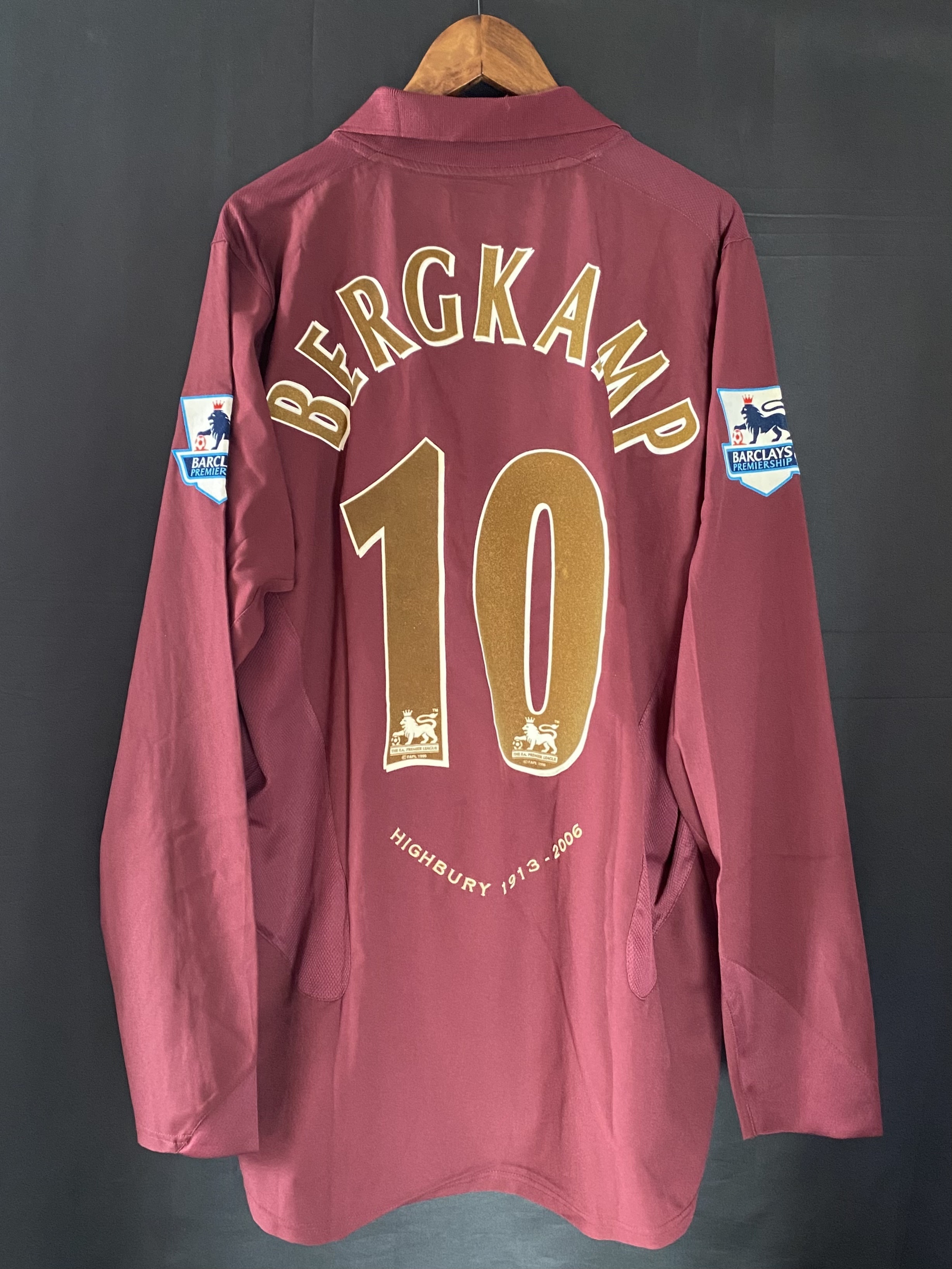 Arsenal 2005-2006 Nike Highbury L/S Home Shirt #10 BERG