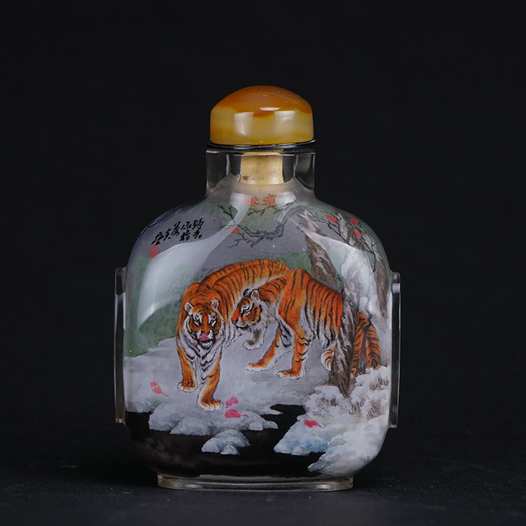 鹿港窯典藏內畫工藝|四虎圖鼻煙壺 雄虎奔騰展現陽剛霸氣與守護之力