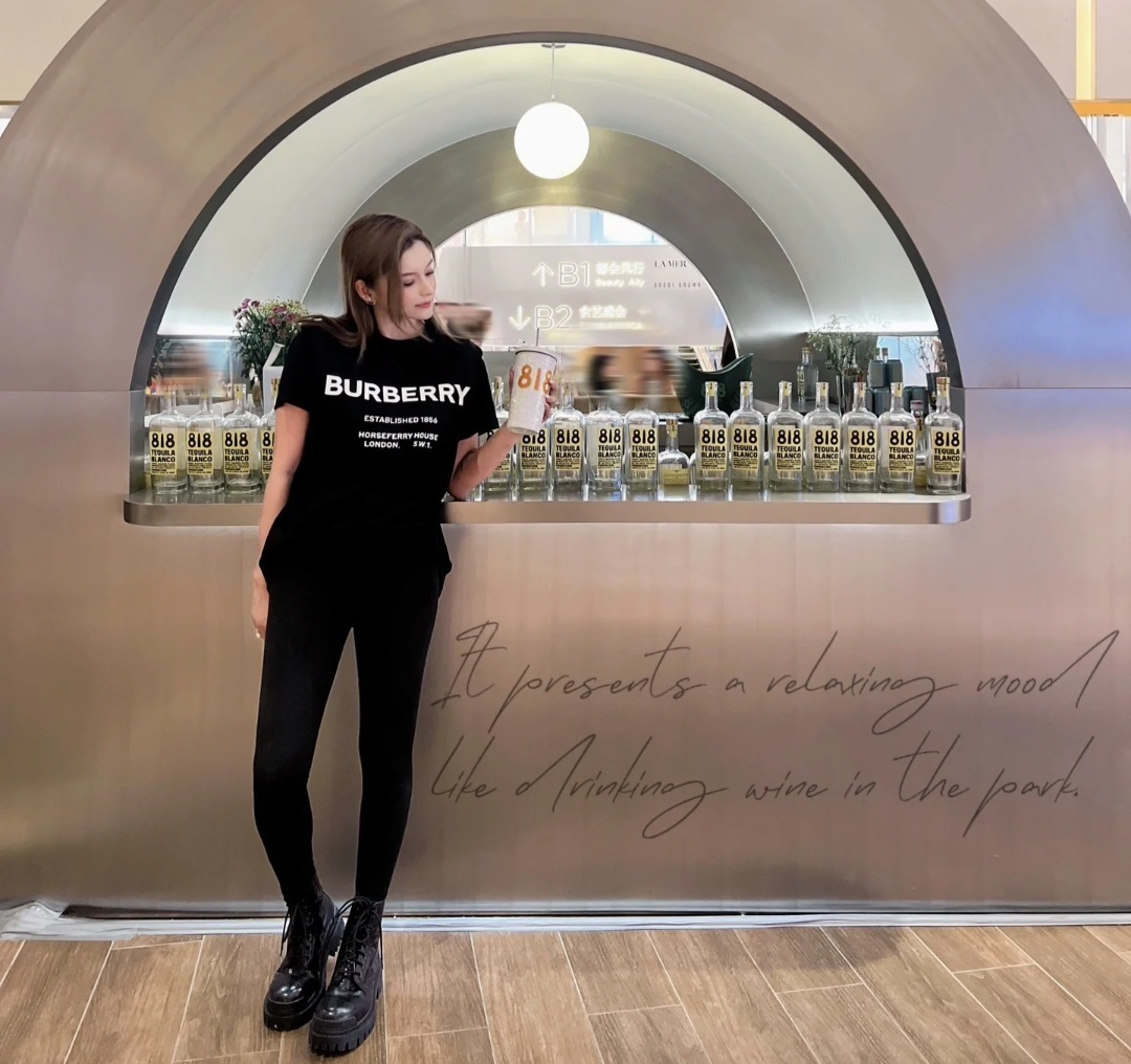 BBR 黑色 1856字母Tee