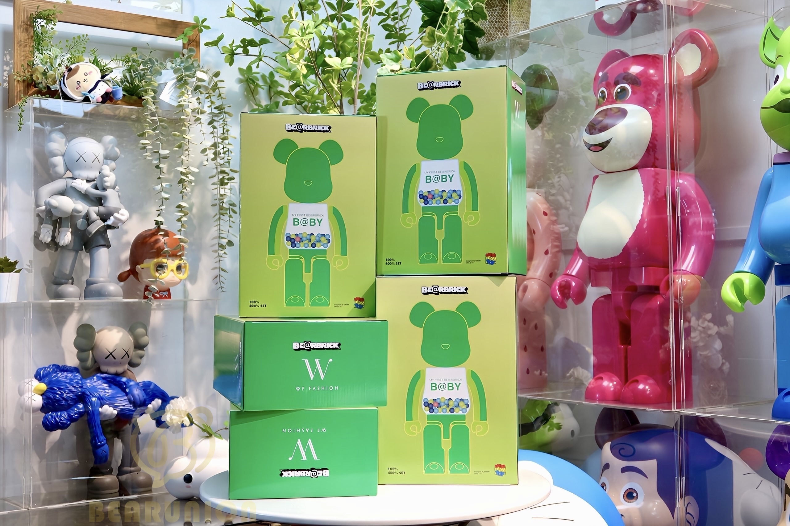 🥇現貨🥇Bearbrick 400% 100% Macau Baby B@BY 千秋