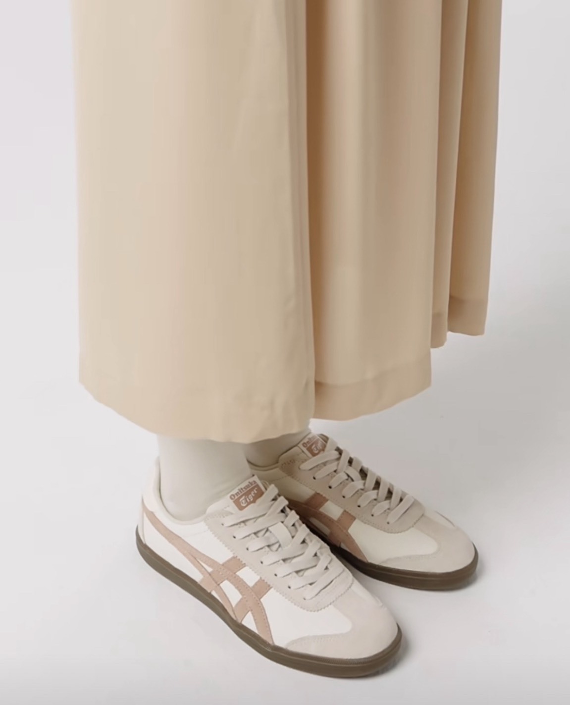 Onitsuka Tiger 鬼塚虎 Tokuten 米白棕 男女同款板鞋