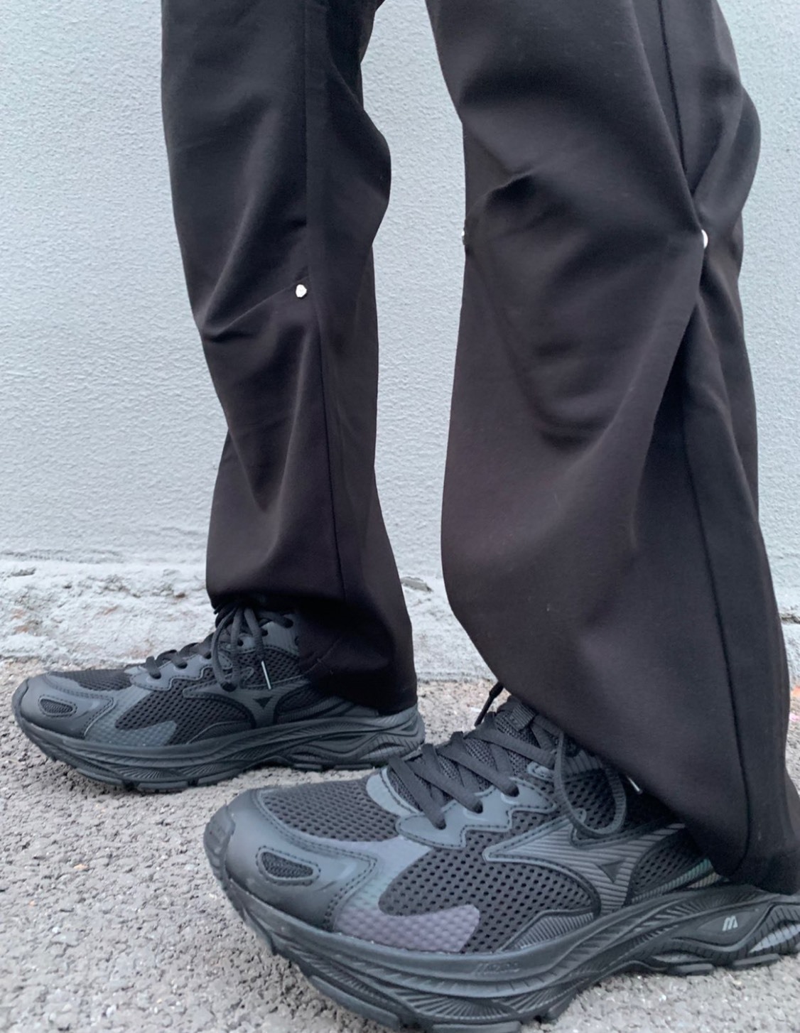 Mizuno Racer S 黑色網布百搭跑鞋（男女同款）