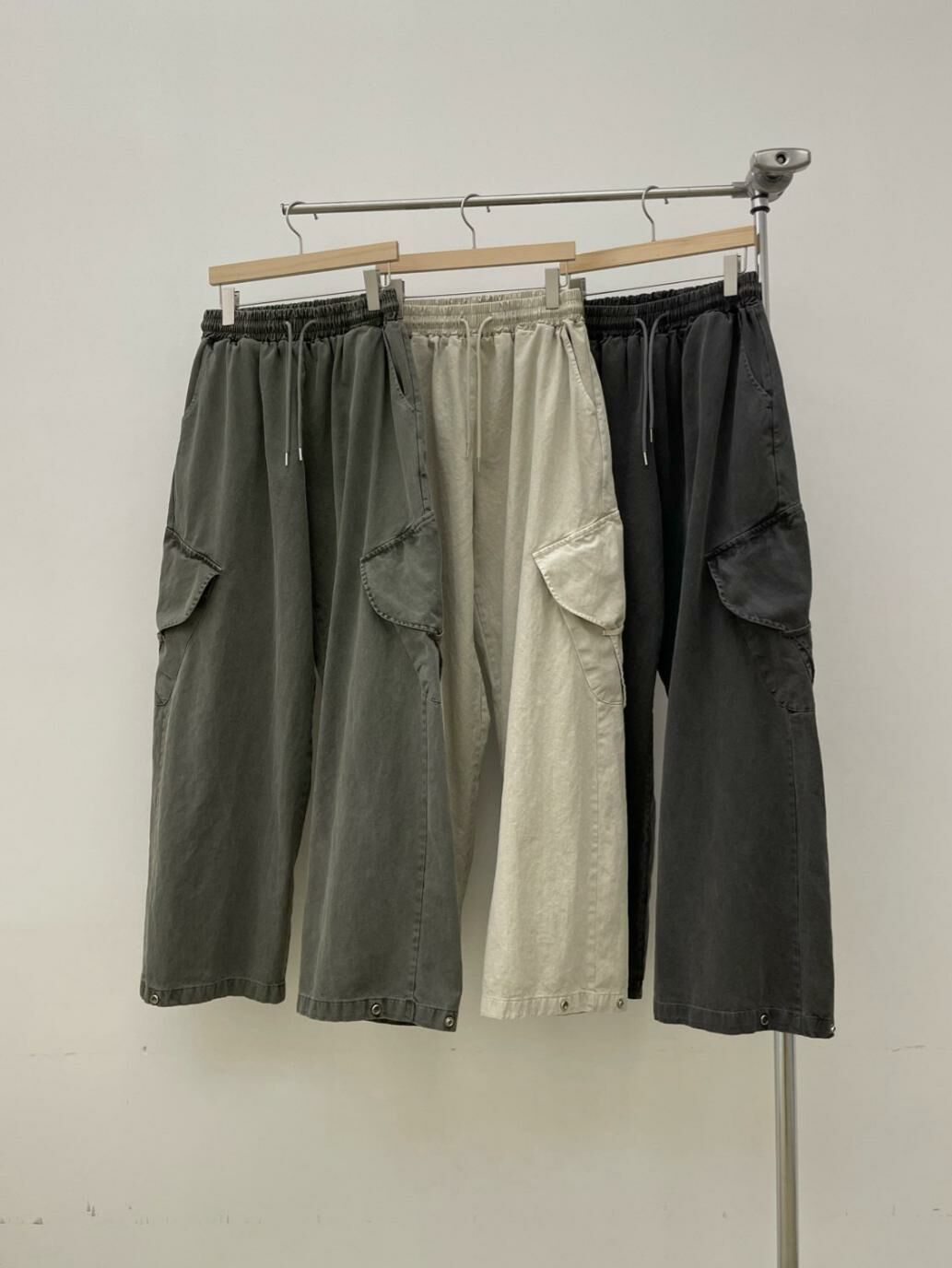 洗水淨色工裝鬆身褲 EASY-063P