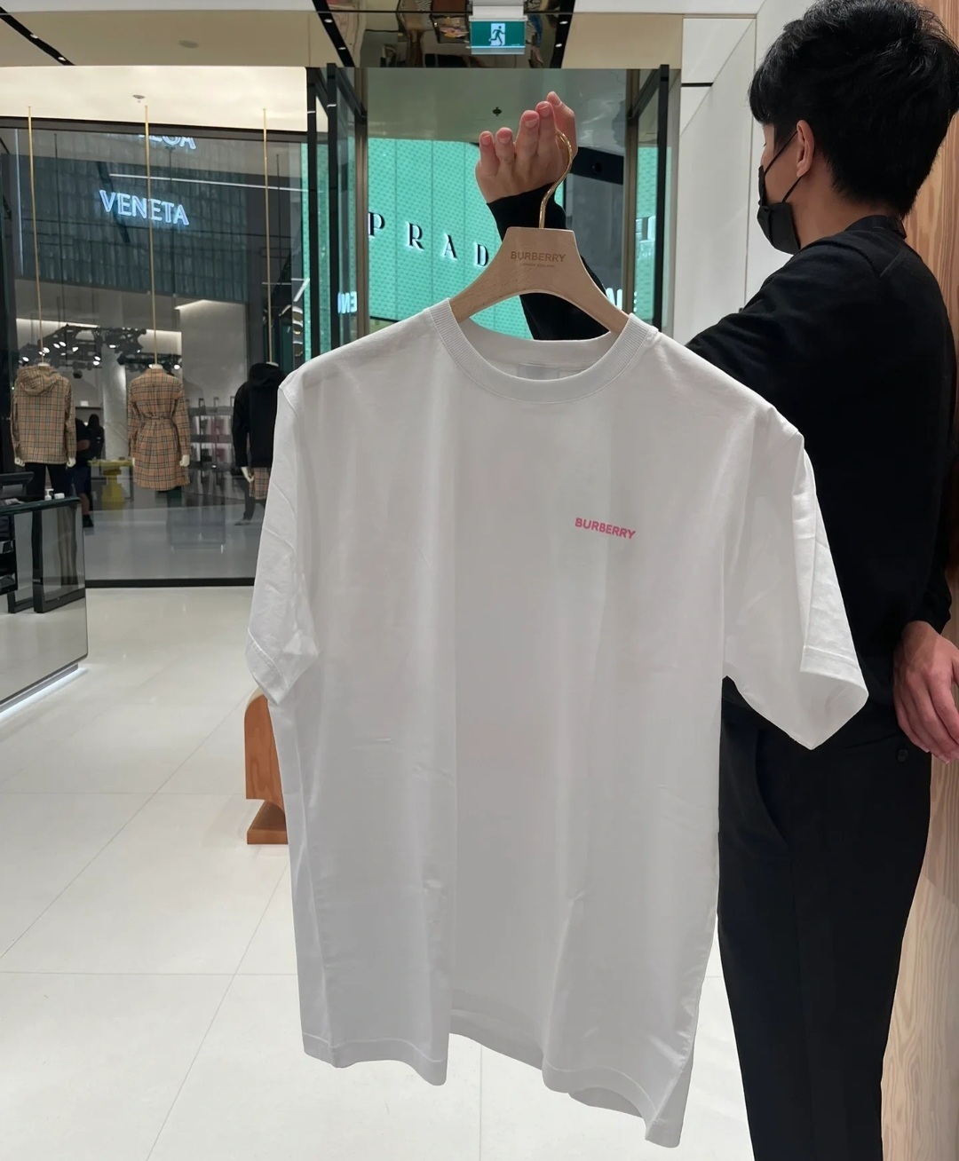 BBR 白色背後粉色橡樹葉圖案Tee