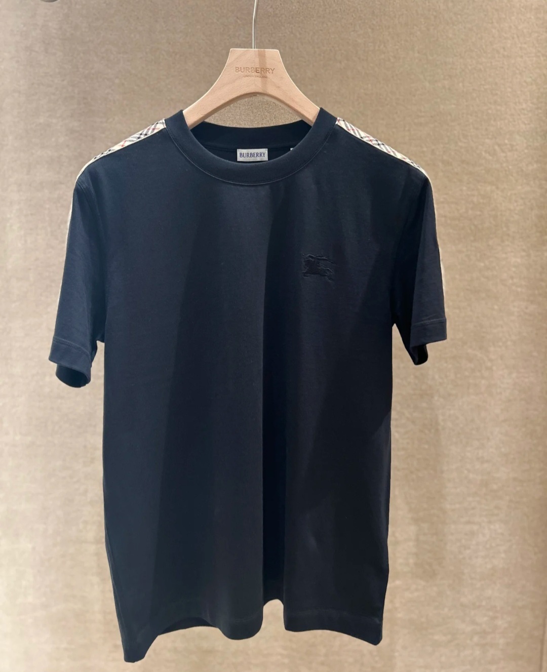 BBR黑色肩膀格仔Tee