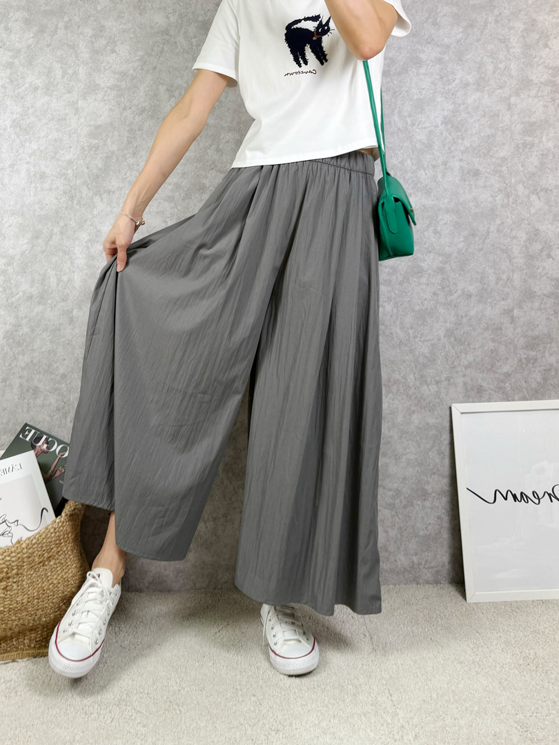 追求慵懶感的寬褲裙