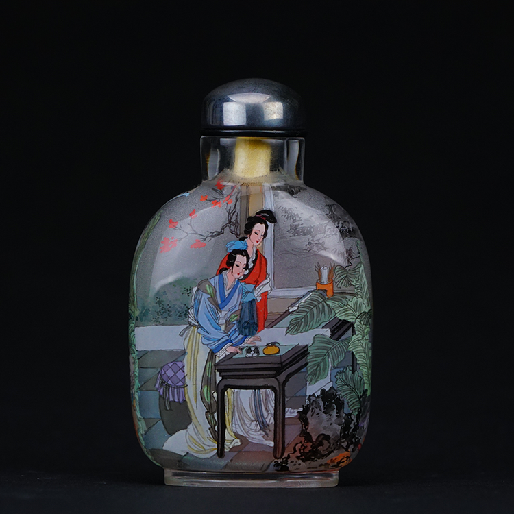 鹿港窯典藏級內畫工藝|仕女梳妝鼻煙壺 雅仕梳妝刻劃古韻風華與幽靜柔美