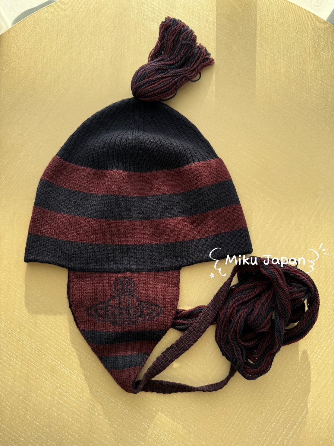 [現貨]Vivienne Westwood 雙色條紋流蘇針織帽