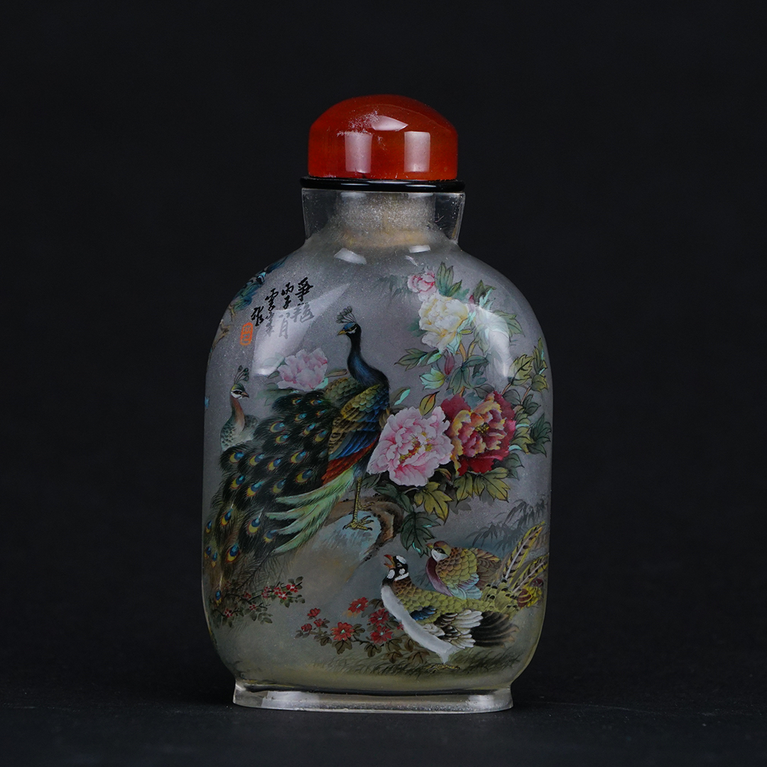 鳥語花香鼻煙壺 春華爭豔描繪自然生機與繁花盛景