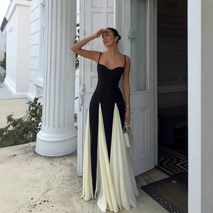 高級氣勢感 撞色大裙襬長洋裝