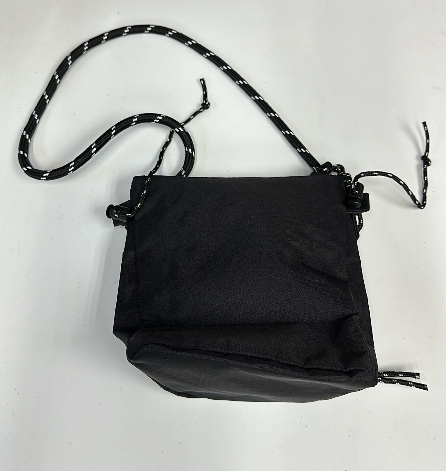 Cd3422**