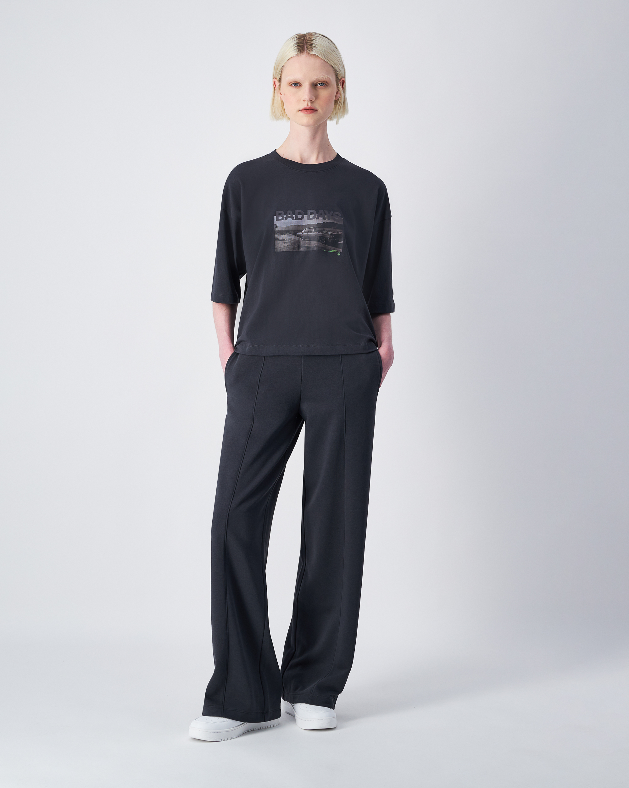 女款-ROCHESTER 寬版印花棉質短袖T恤-黑色（117823-ES535）