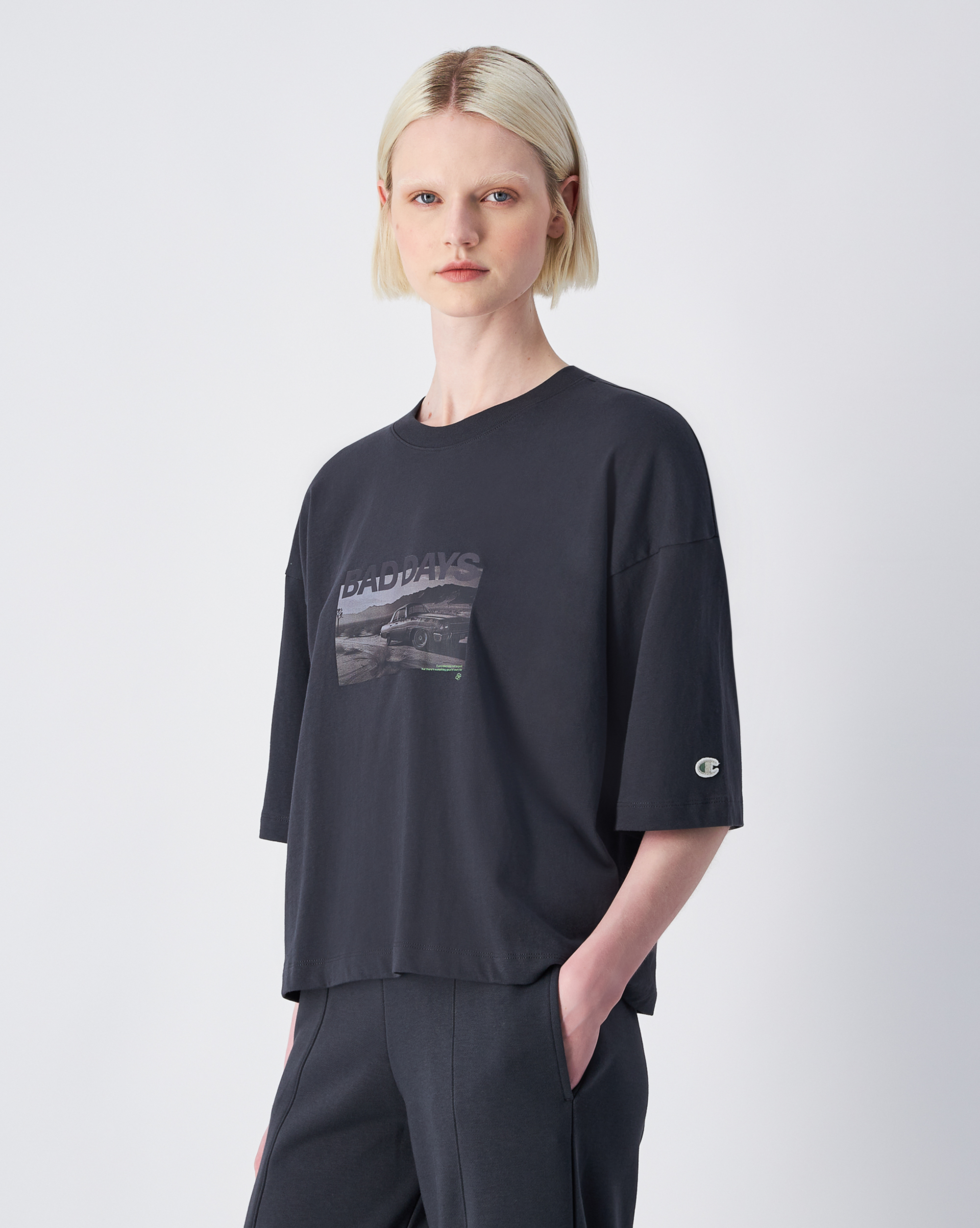 女款-ROCHESTER 寬版印花棉質短袖T恤-黑色（117823-ES535）