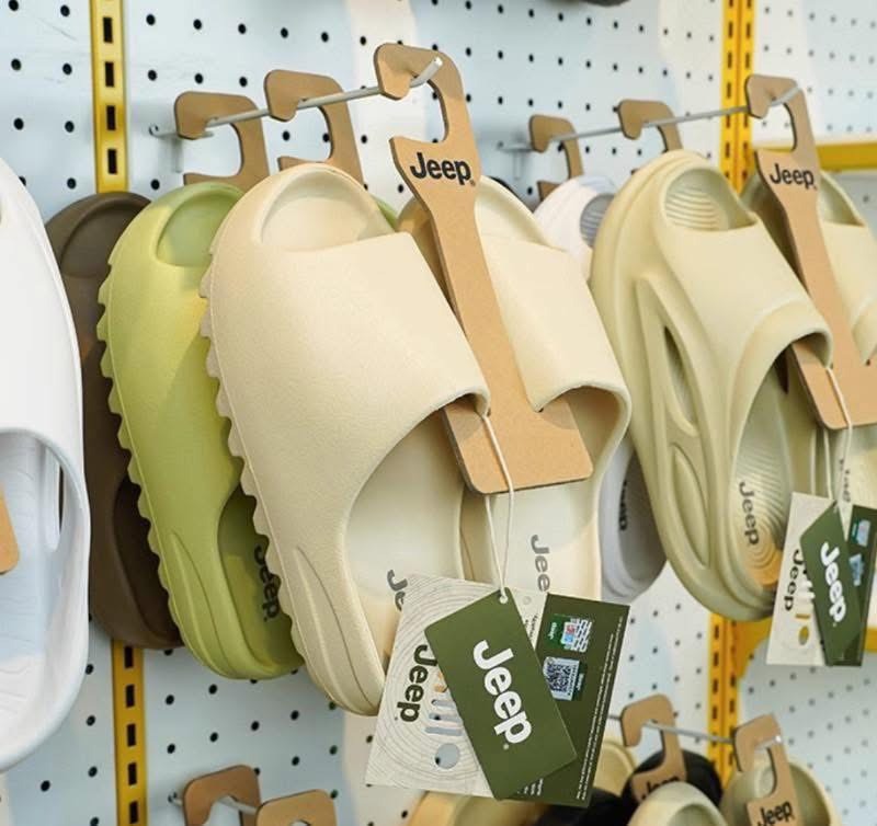 預購 Jeep 防水拖鞋