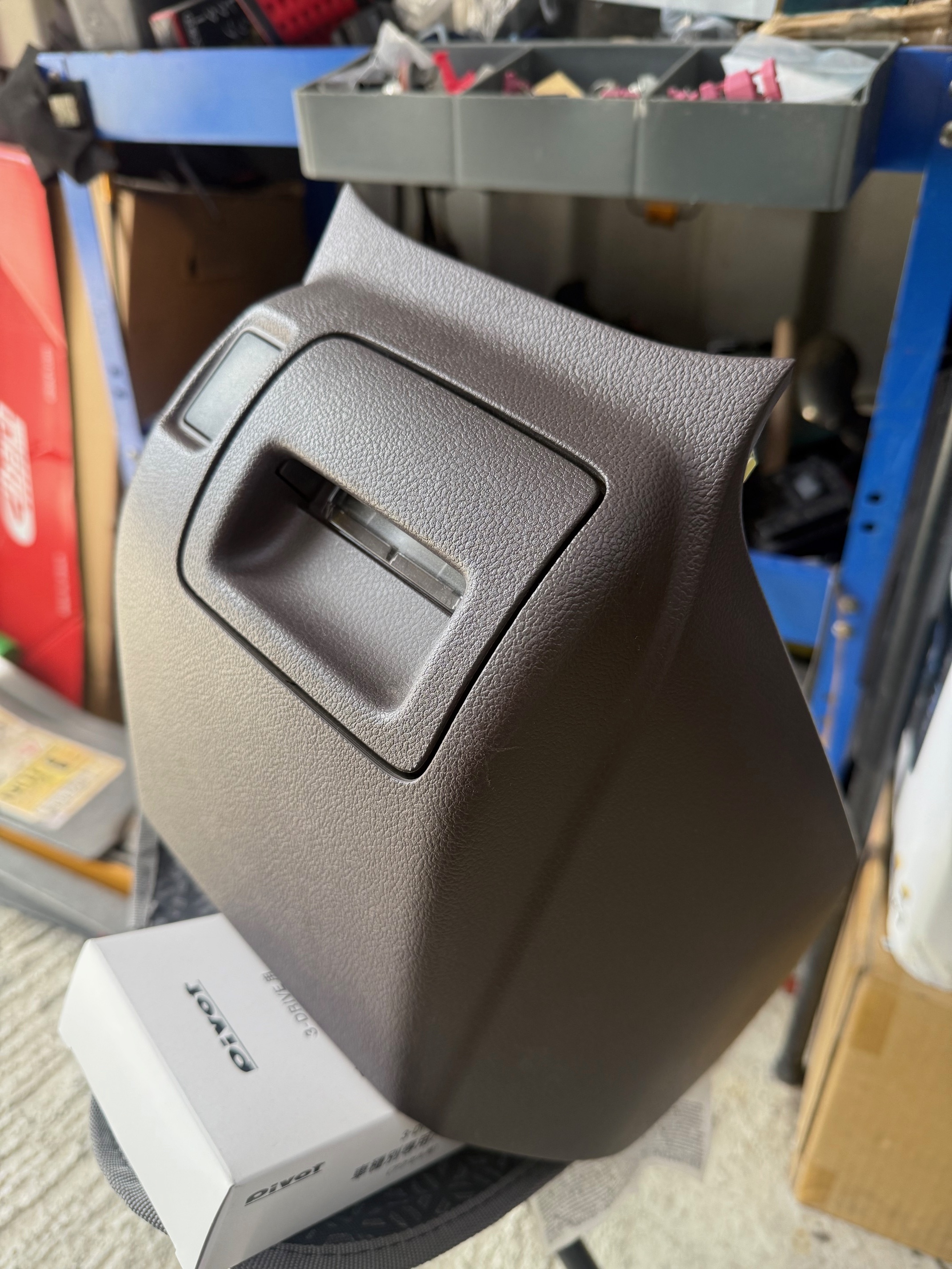 NSP141 Spade / Porte 尾期中置杯架 (啡色)