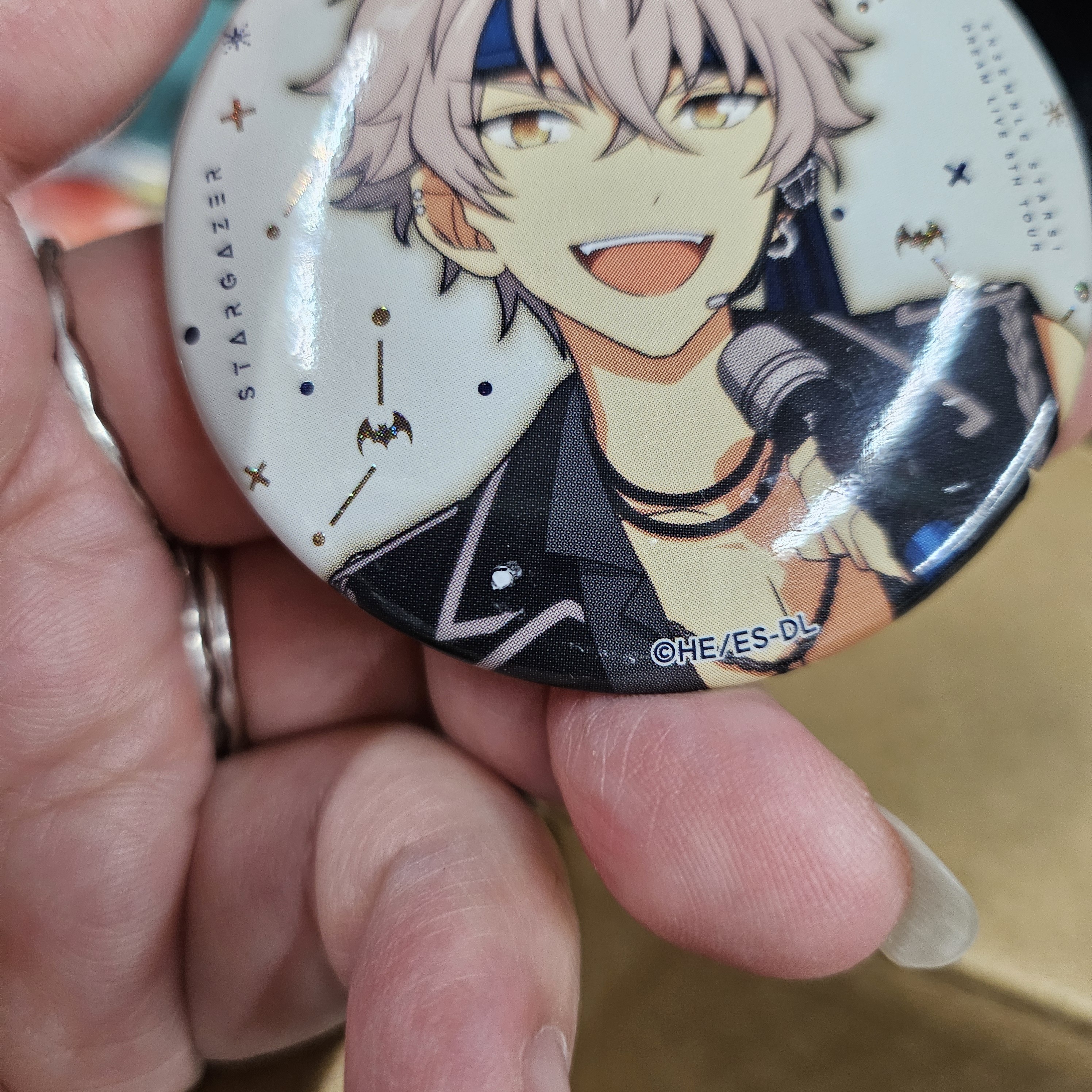 ES  大神  襟章(瑕) #222