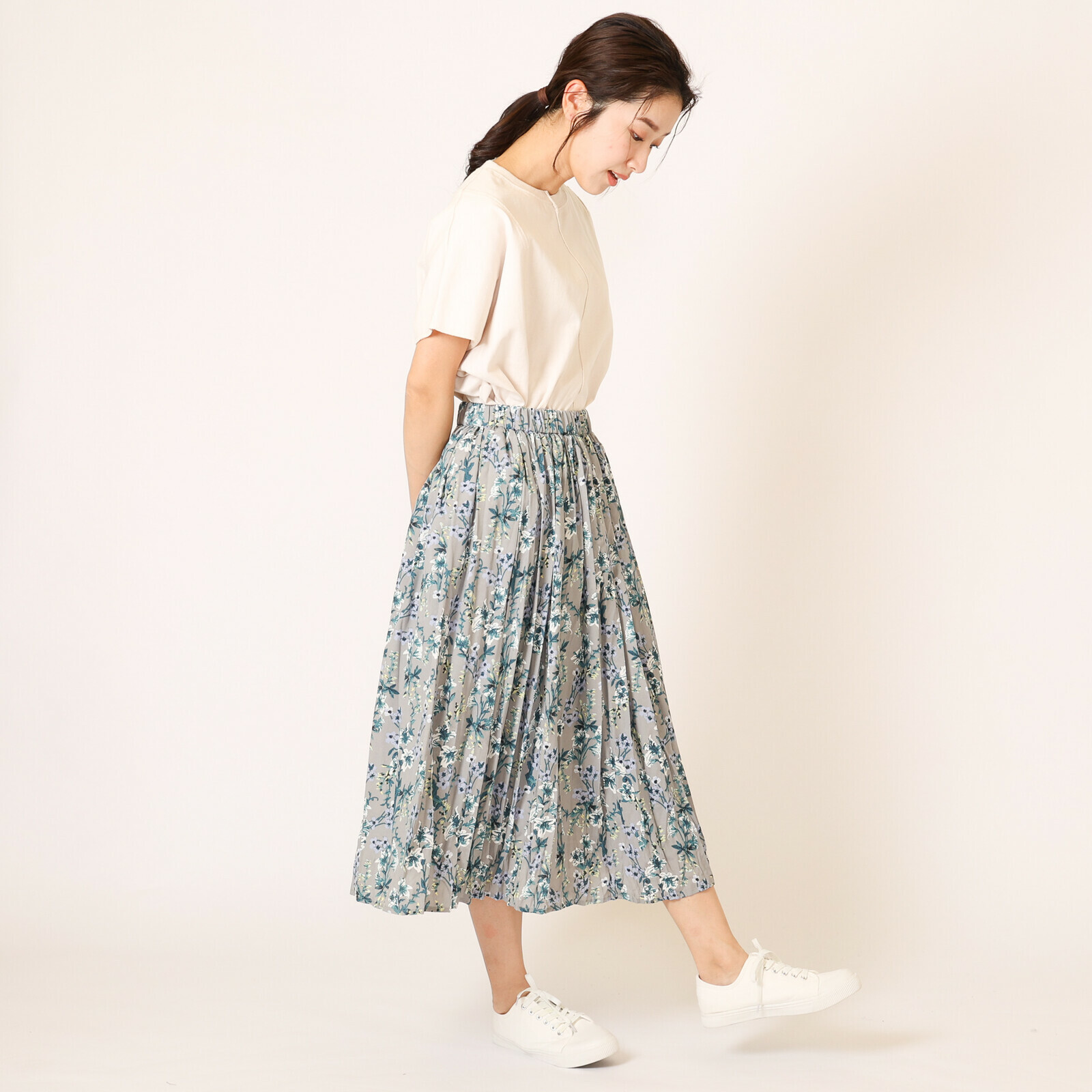 花卉百褶半身裙（2色入）【日本直送】