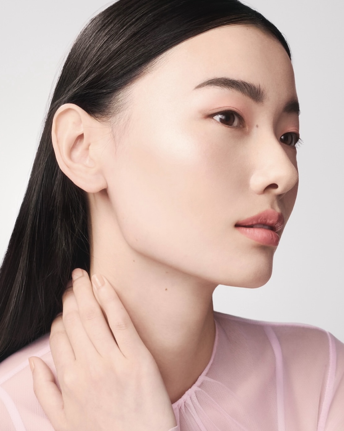 Bobbi Brown大理石粉嫩蜜粉餅