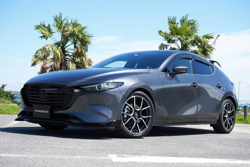 AUTOEXE 晴雨窗 MAZDA3 BP 四代馬3 五門