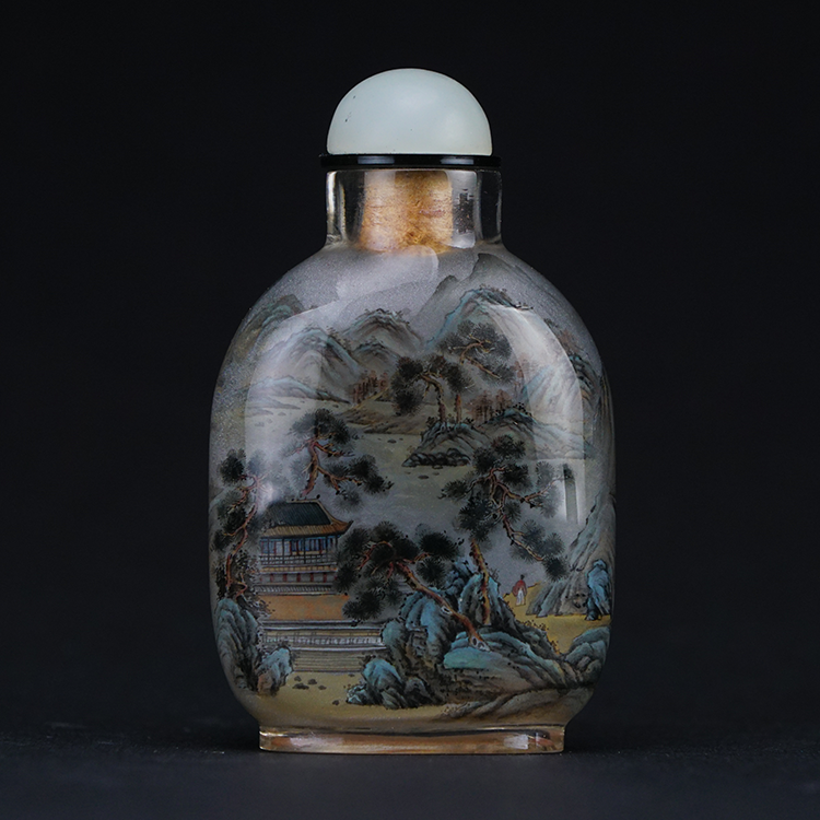 鹿港窯典藏內畫工藝｜春山鶴鳴鼻煙壺 靈鶴悠鳴映照春山靜謐與祥瑞氣象