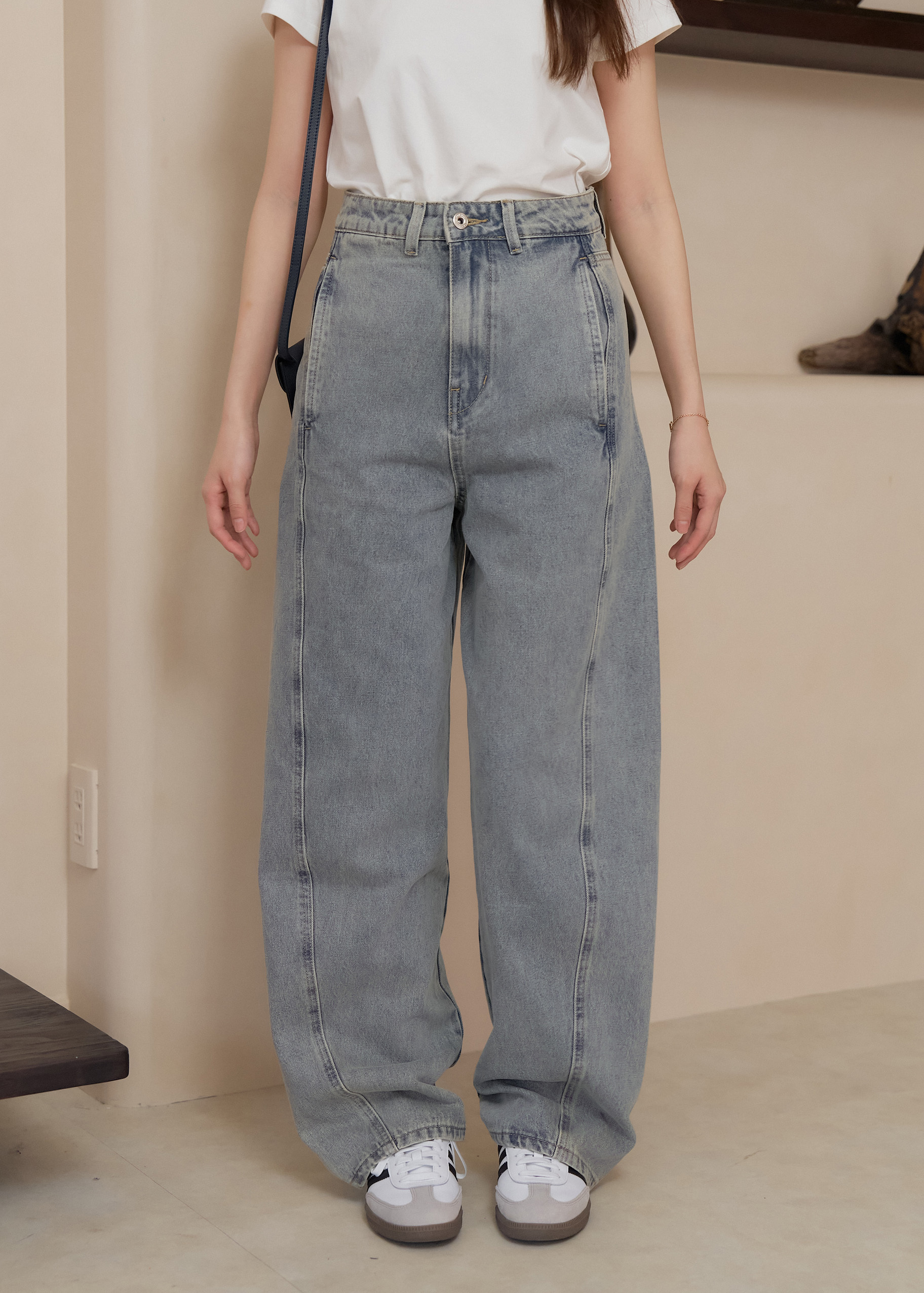 Gmade/車線前導立體剪裁修臀繭型褲-灰藍